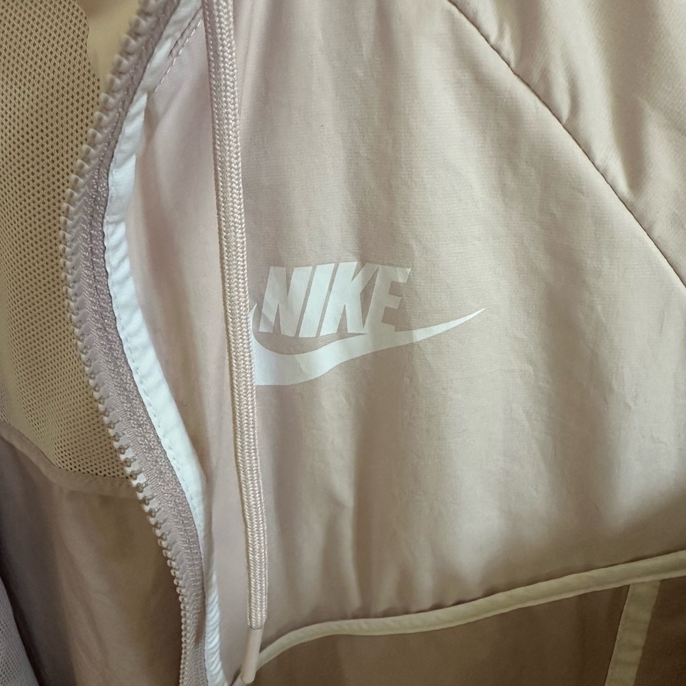 Nike Blush Hooded Jacket - Picture 6 of 7